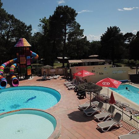 Camping La Simioune En Provence 博莱讷 外观 照片