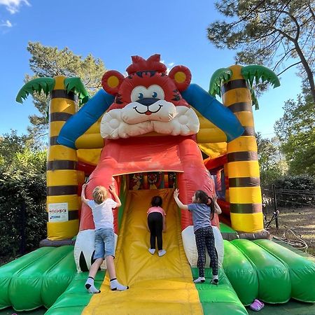 Camping La Simioune En Provence 博莱讷 外观 照片