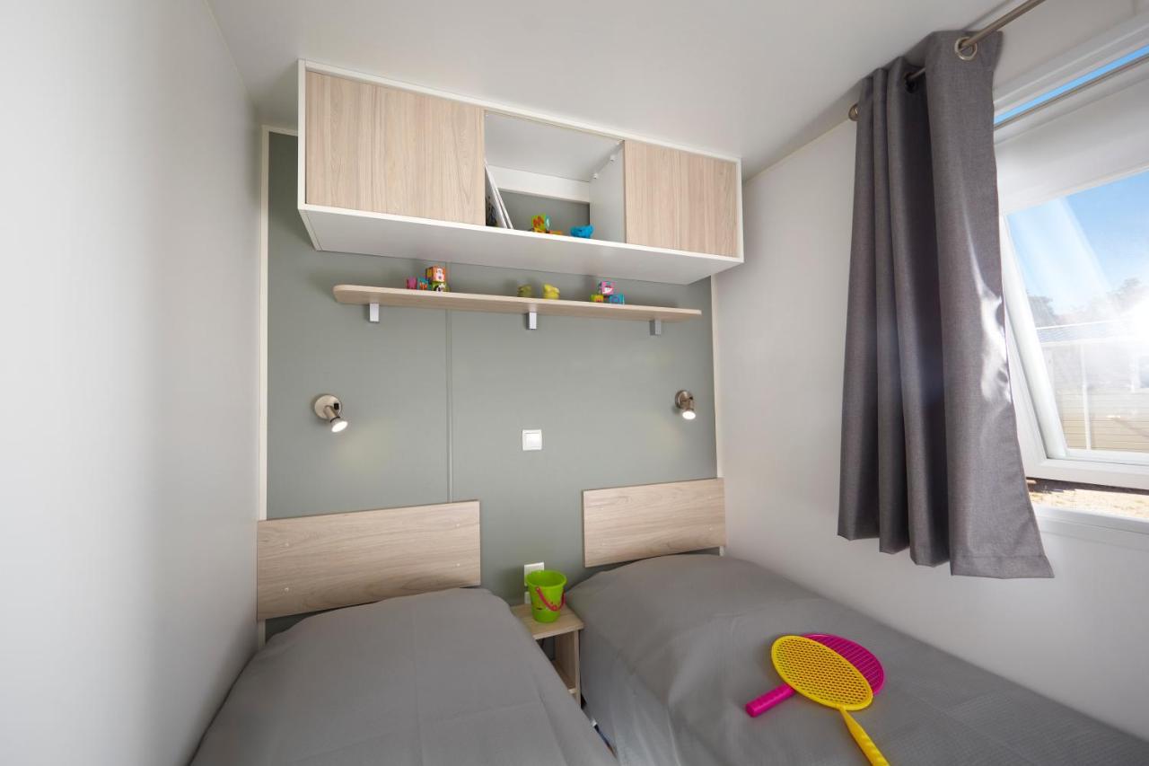 Camping La Simioune En Provence 博莱讷 外观 照片