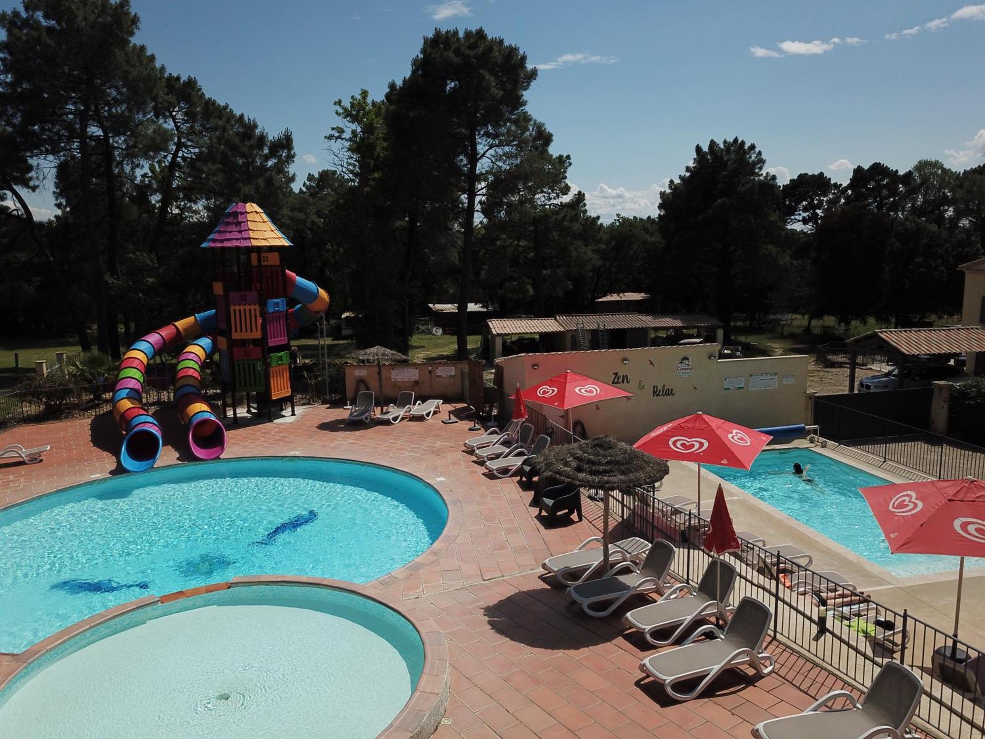 Camping La Simioune En Provence 博莱讷 外观 照片