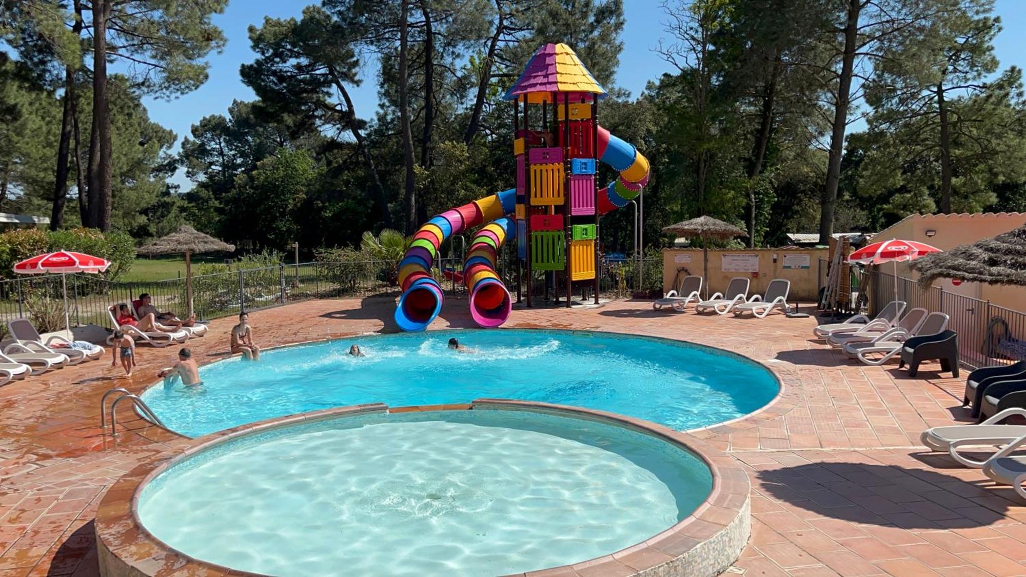 Camping La Simioune En Provence 博莱讷 外观 照片