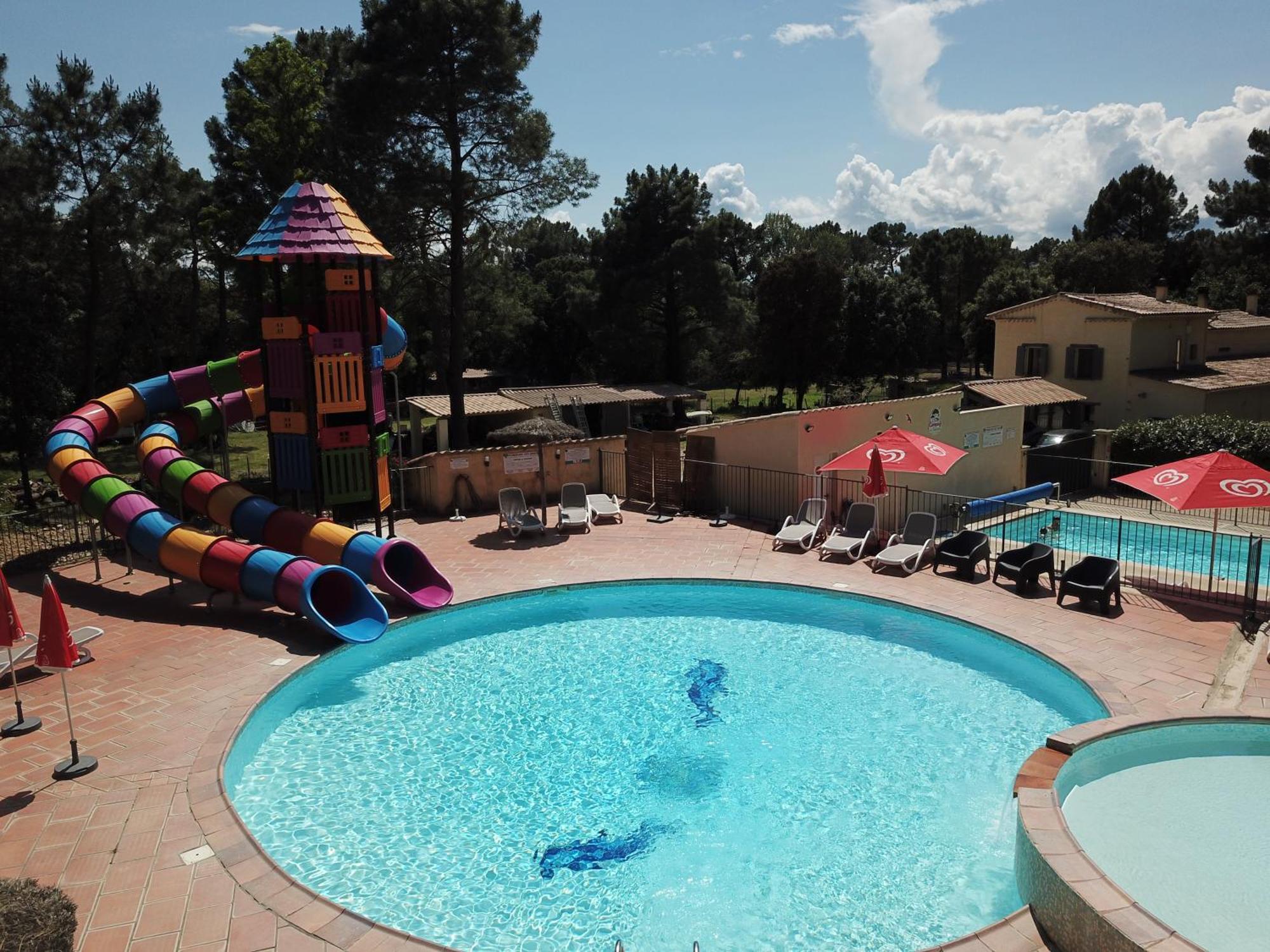 Camping La Simioune En Provence 博莱讷 外观 照片