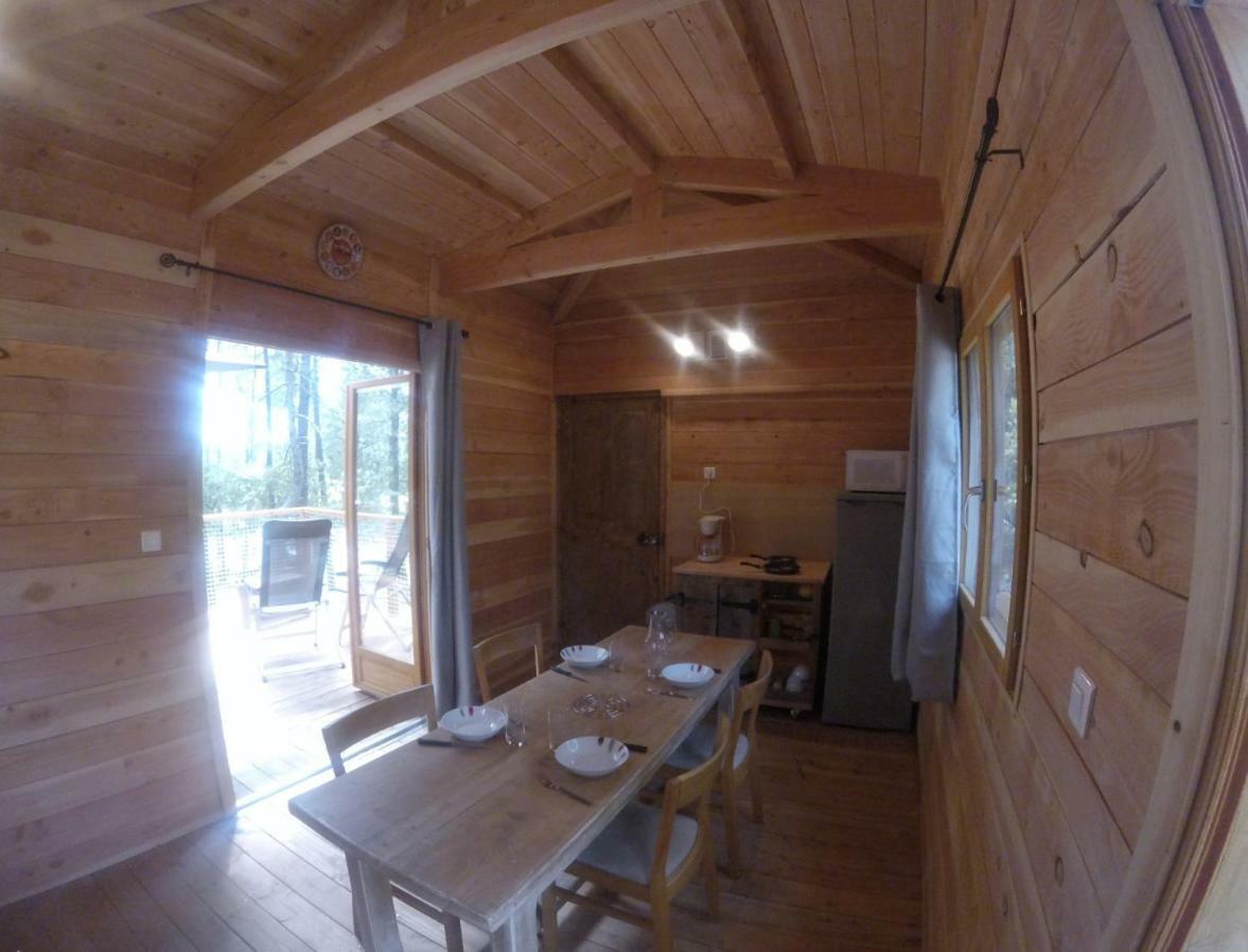 Camping La Simioune En Provence 博莱讷 外观 照片